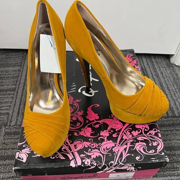 Qupid Penelope 47 Yellow Suede Ruched Platform Pumps. sz 6.5 - Picture 6 of 11